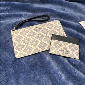 Kate Spade Navy and Cream Card Holder